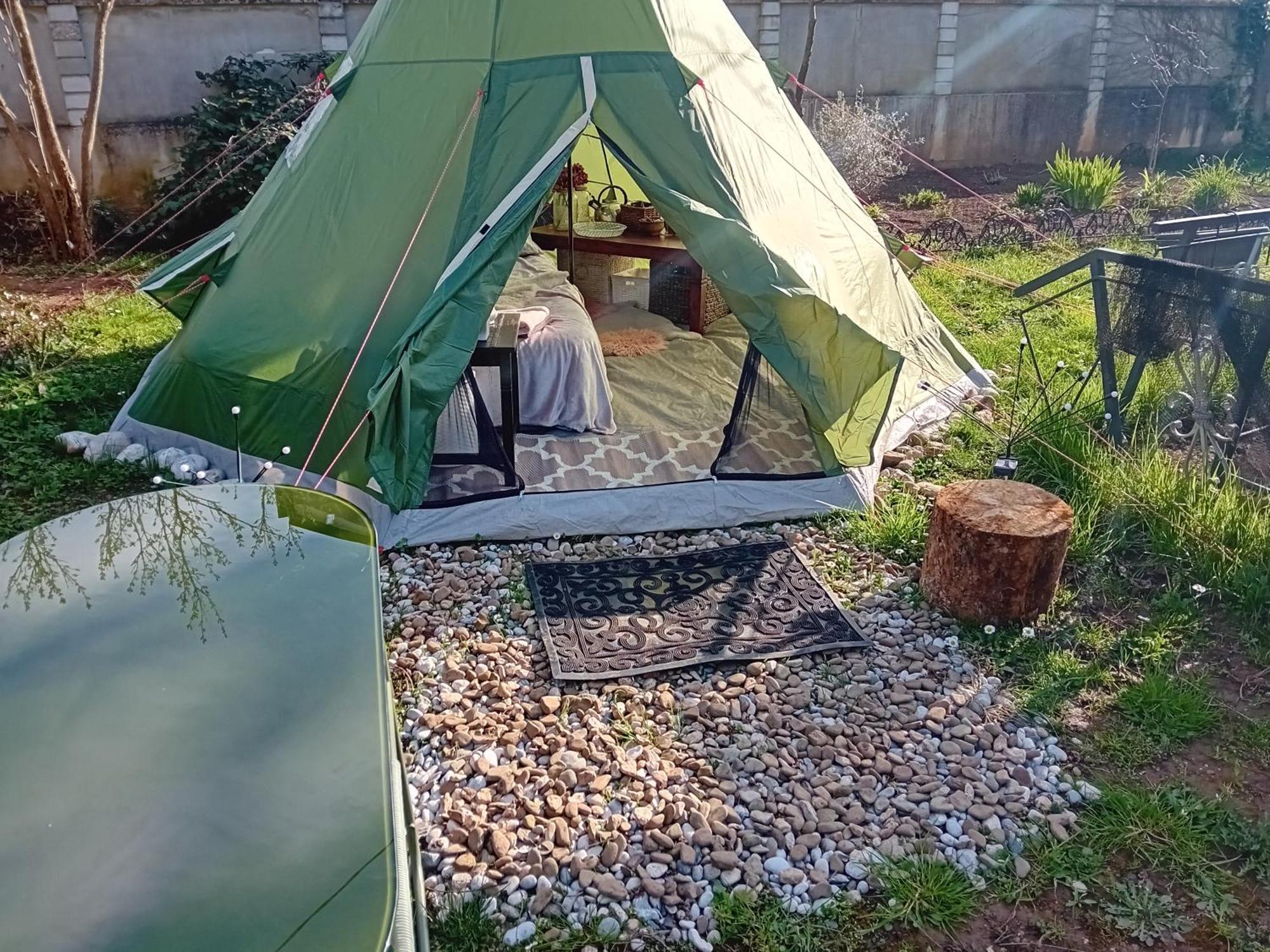 Indian Tent Tipi In Shared Lot And Shared Bathroom Mrse المظهر الخارجي الصورة