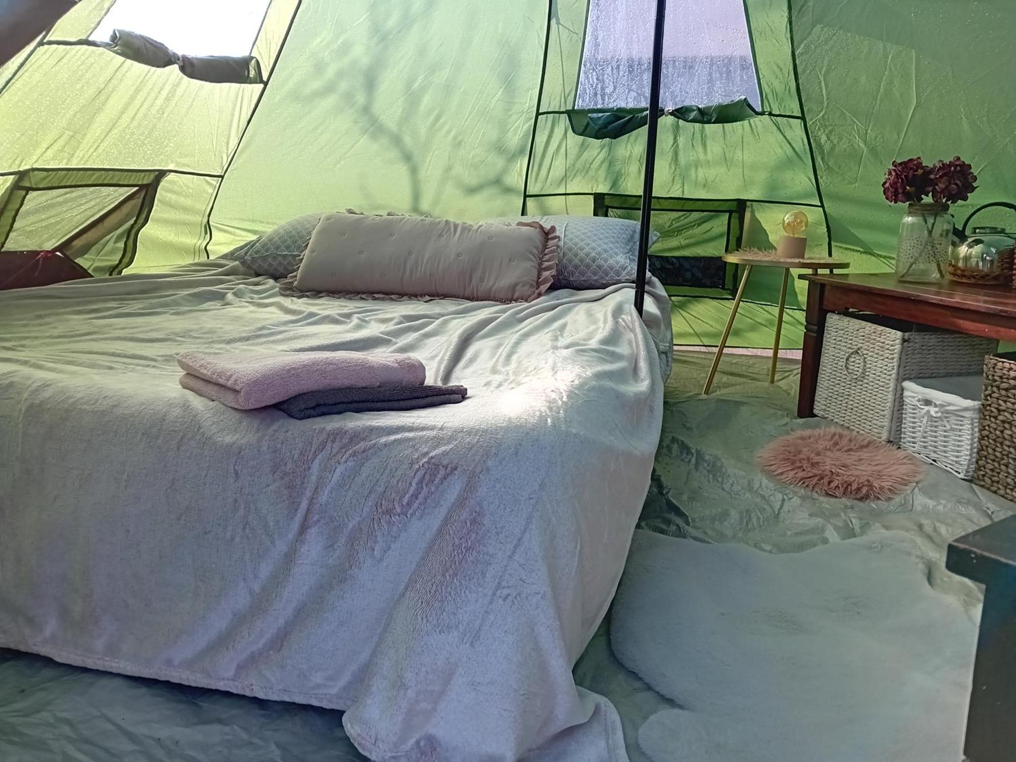 Indian Tent Tipi In Shared Lot And Shared Bathroom Mrse المظهر الخارجي الصورة